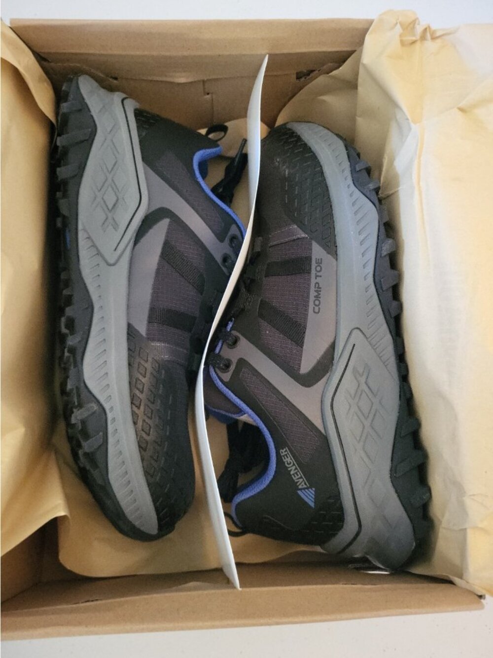 Avenger Aero Trail Men Size 8.5 Gray Blue Black Composite Toe Safety Work Shoes